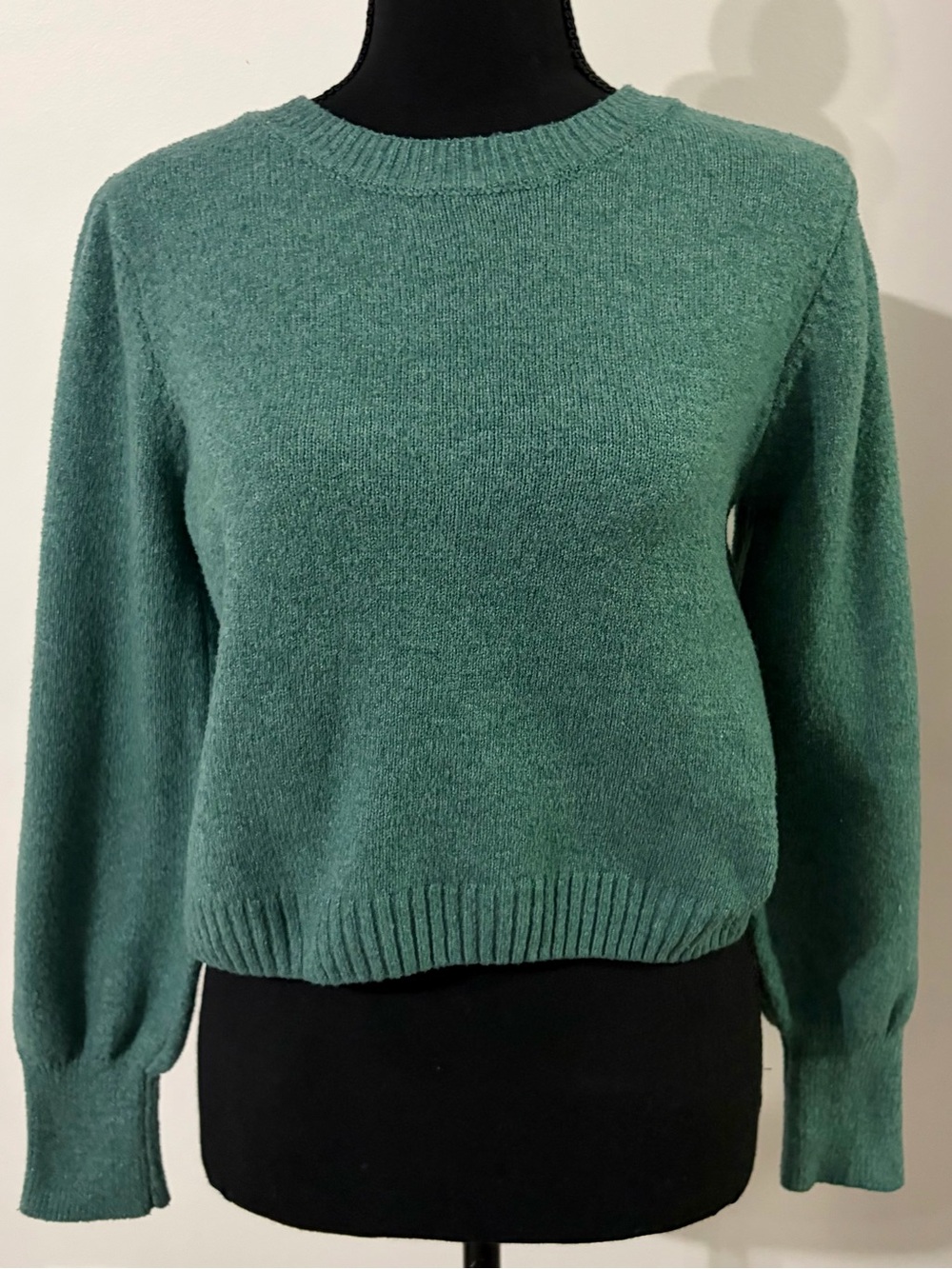 Rue21 Green Crewneck Sweater